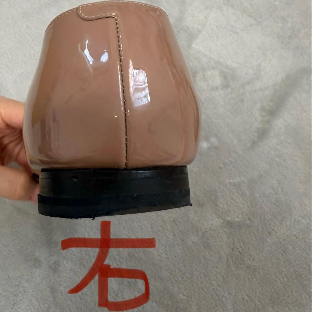 JIMMY CHOO ベージュ フラットシューズ