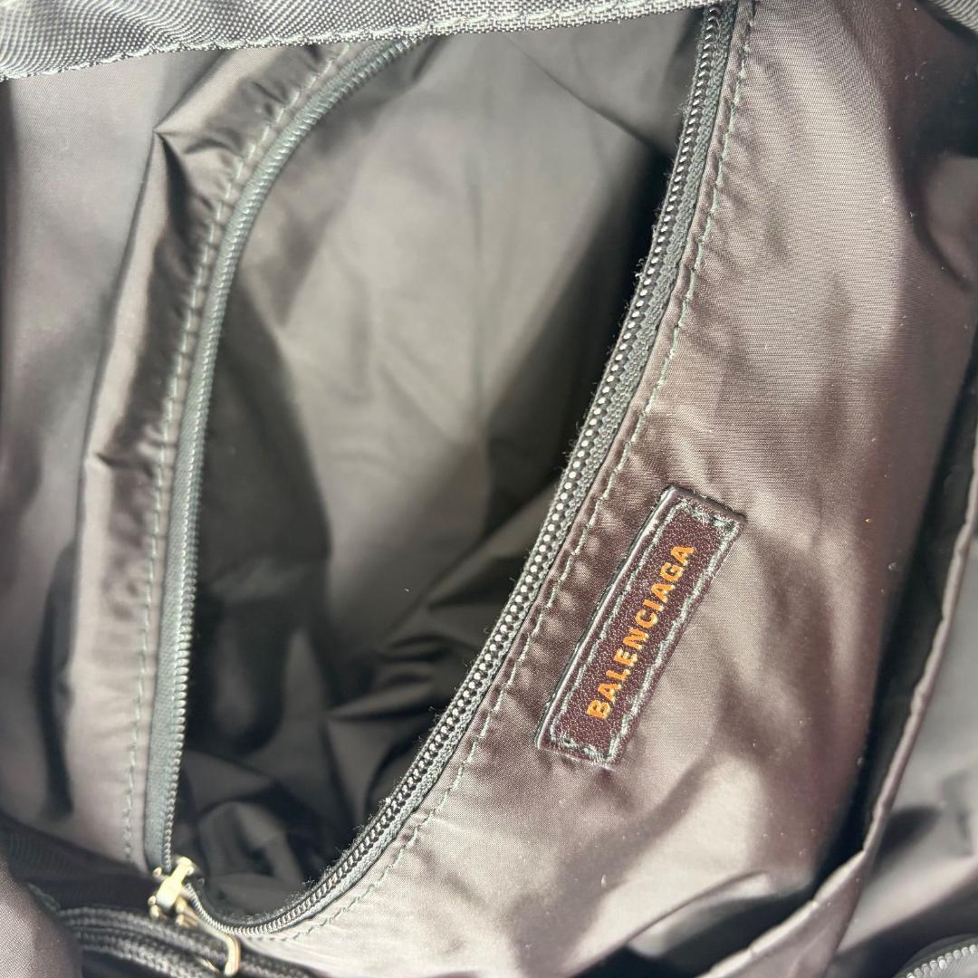 16738✨美品✨バレンシアガ ウィール バックパック リュックサック ブラック