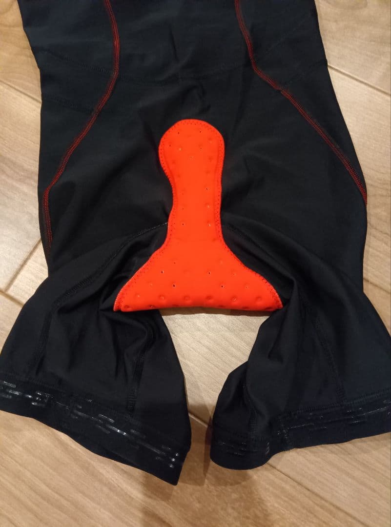 美品　HUUB トライアスロンウェア Mサイズ