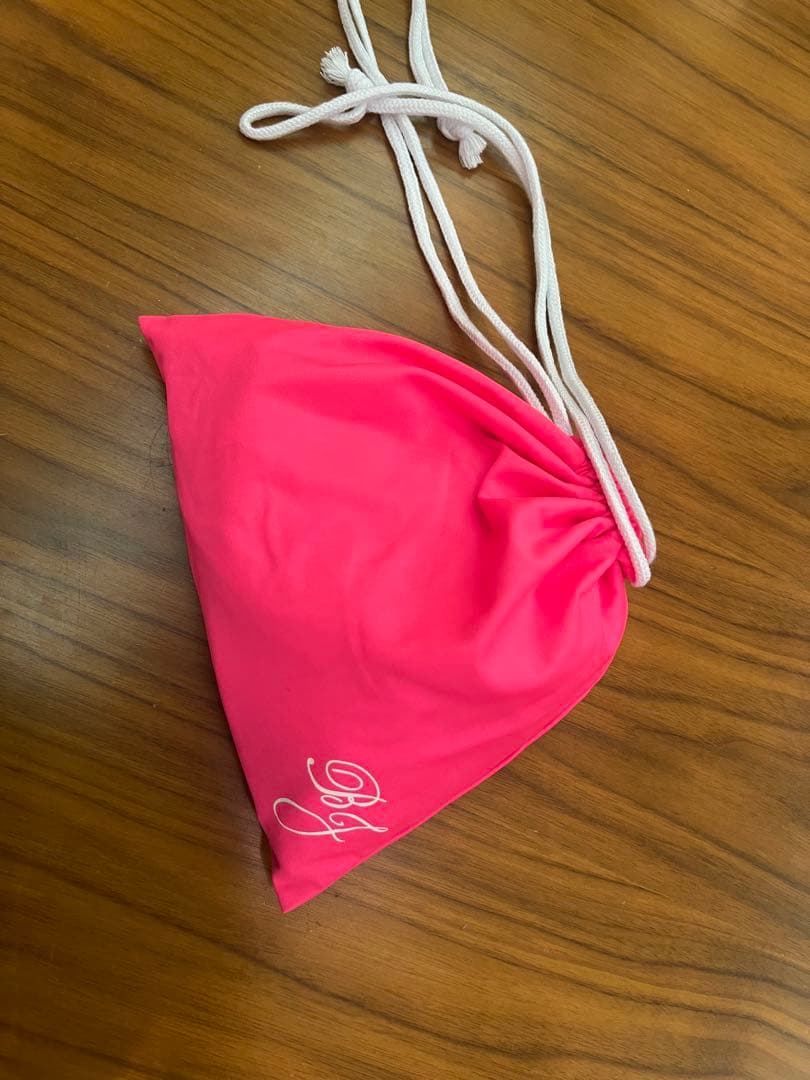 ❤️ベストボディジャパン大会公式水着 ピンク Mサイズ 凄い綺麗なビビットピンク