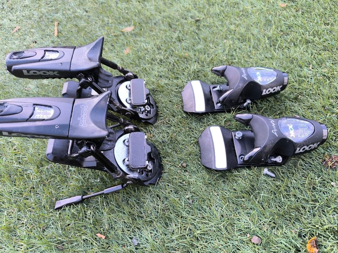 タッキー LOOK Pivot 18 ビンディング ルック P18