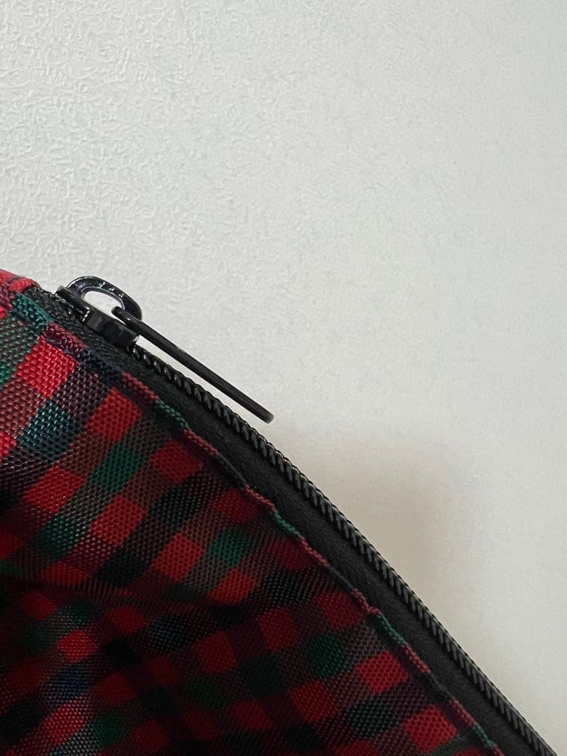 ファミリア　舟形ポシェット