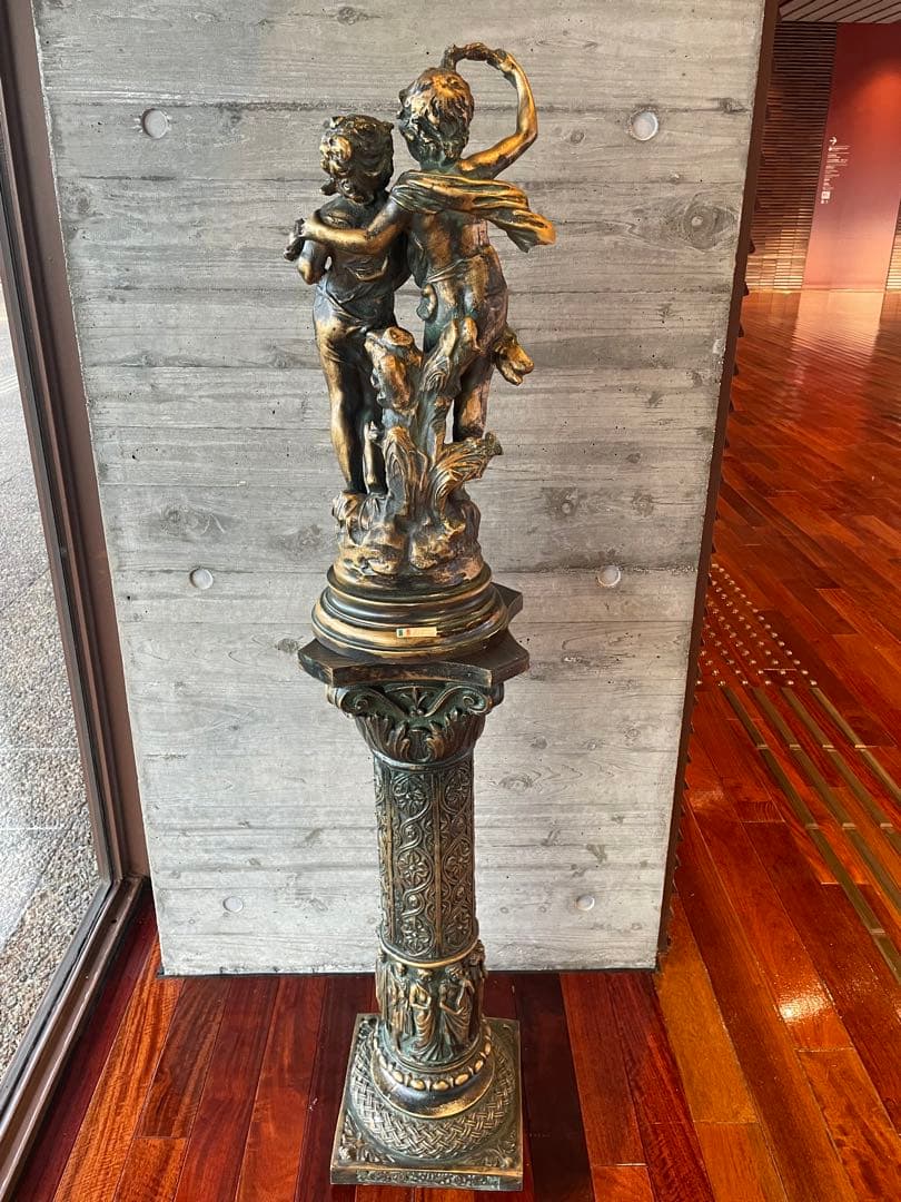 大人気　129cm イタリア製　置物 花台　天使　SELECTED by NBC