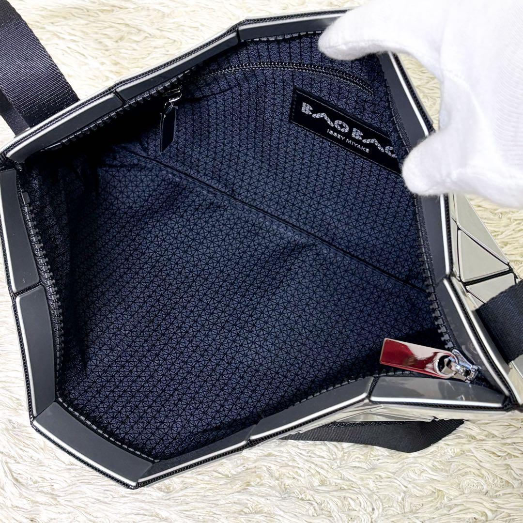 【未使用】イッセイミヤケ バオバオ ルーセント ショルダーバッグ シルバー