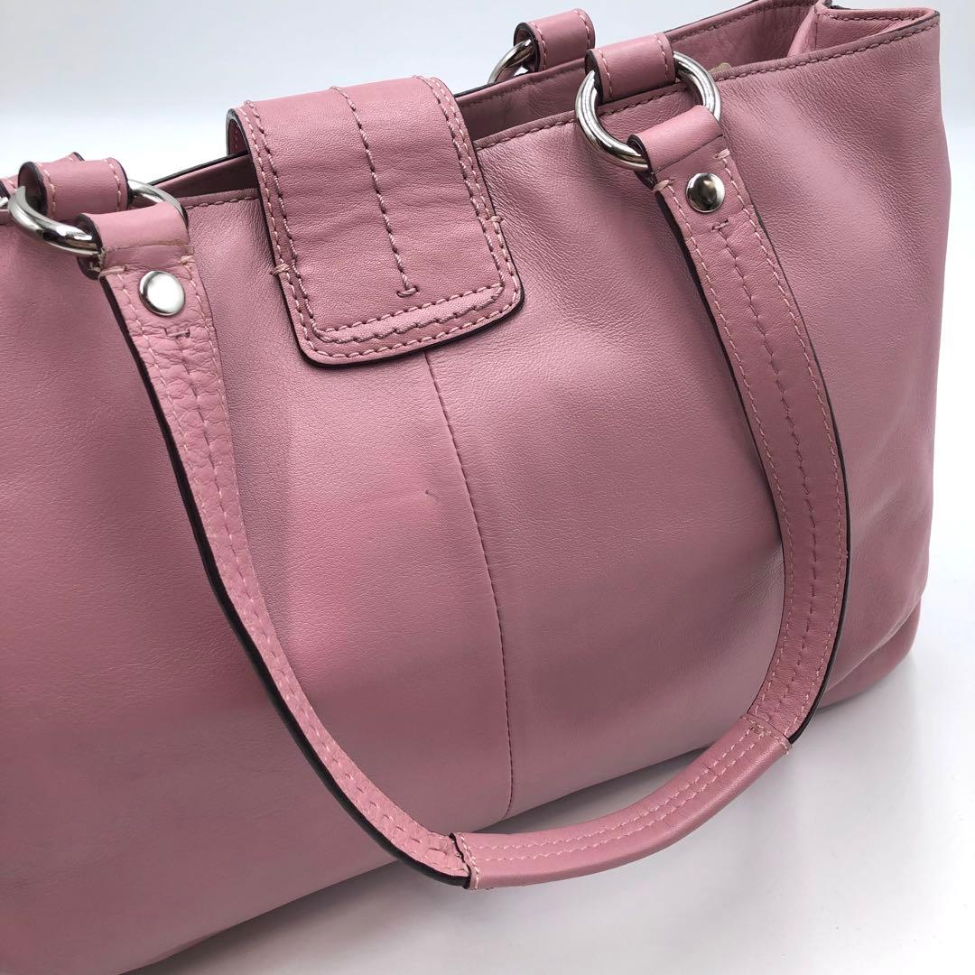 コーチ トートバッグハンドバッグ 肩掛け レザー　ピンク