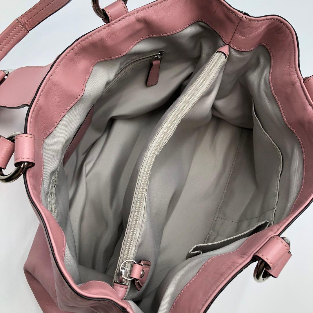 コーチ トートバッグハンドバッグ 肩掛け レザー　ピンク