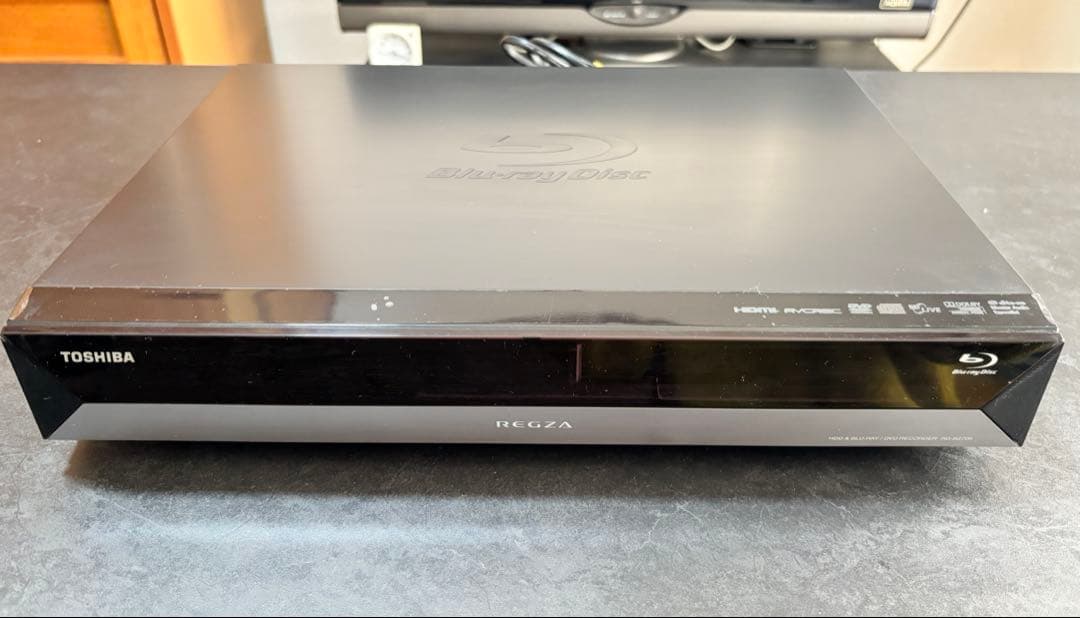 TOSHIBA ブルーレイレコーダー RD-BZ700