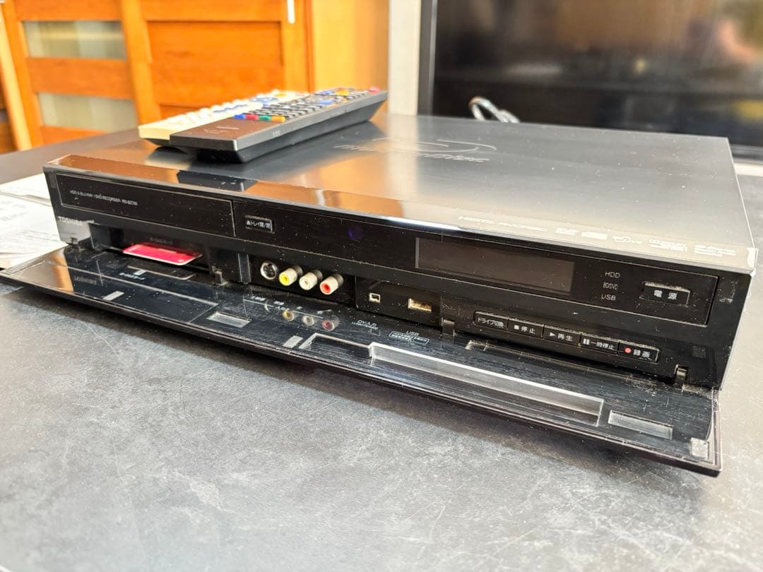 TOSHIBA ブルーレイレコーダー RD-BZ700