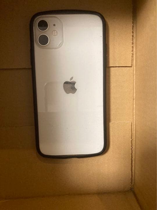 iPhone11 64GB カバー付き