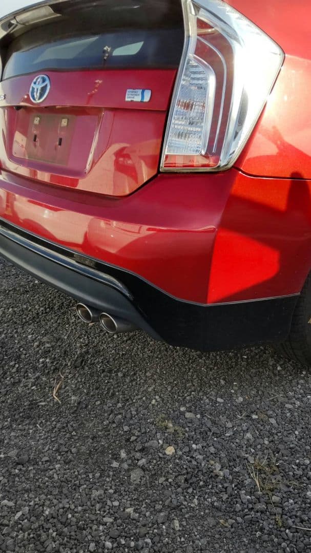 30系プリウス　ガナドールマフラー。