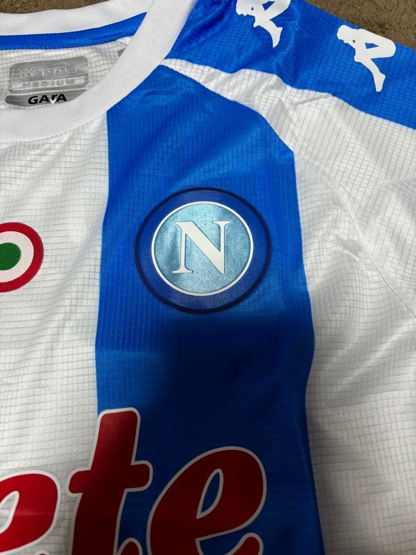 ナポリ インシーニェ　ユニフォーム