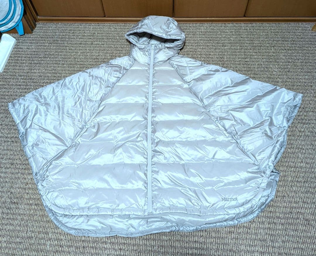 希少 Marmot BEAMS 別注 マーモット　ビームス　ダウンポンチョ