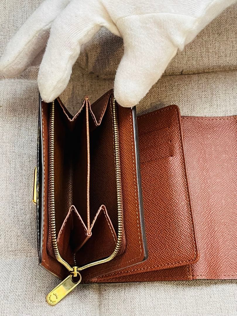 【良品】ルイヴィトン モノグラム 2つ折り財布 カード9 大容量 LV金具付き