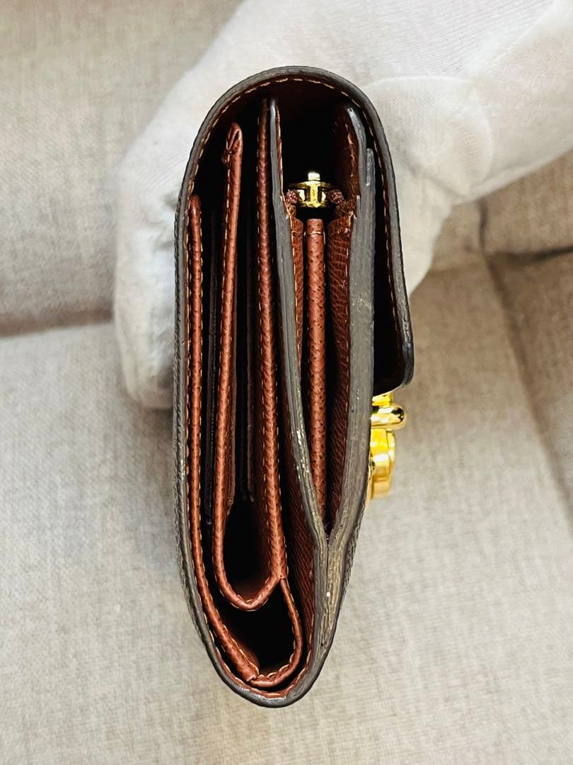 【良品】ルイヴィトン モノグラム 2つ折り財布 カード9 大容量 LV金具付き