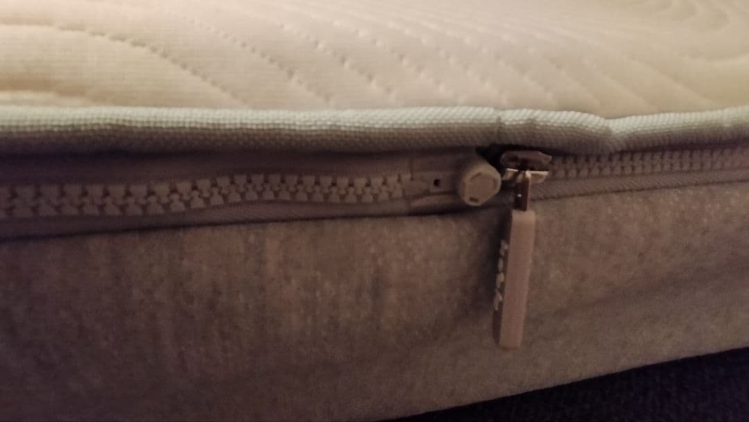 【送料込み美品】コアラ　ダブルマットレス KORE