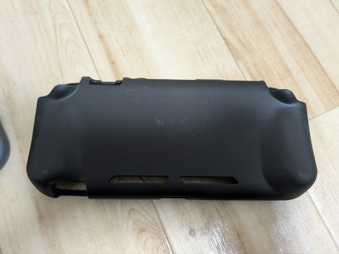 Nintendo Switch Lite グレー 本体　本体カバー付