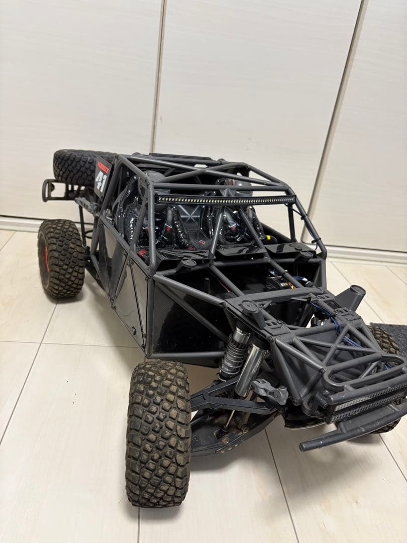 Traxxas UDR 1/7オフロードRCカー まさ