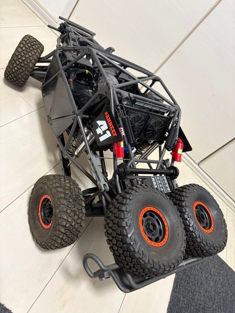 Traxxas UDR 1/7オフロードRCカー まさ