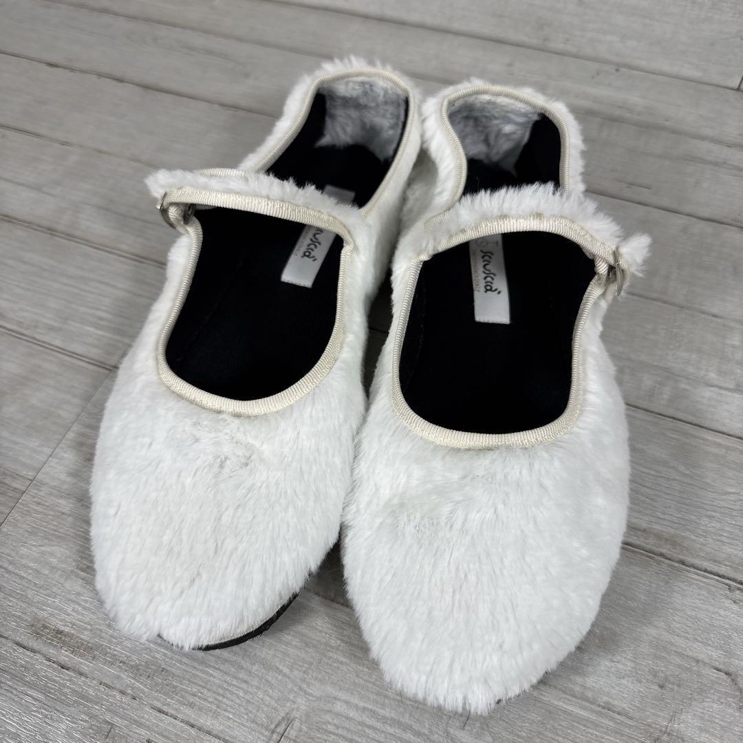 極美品　Sciuscia シューシャ　MARYJANE ファーシューズ　フラット