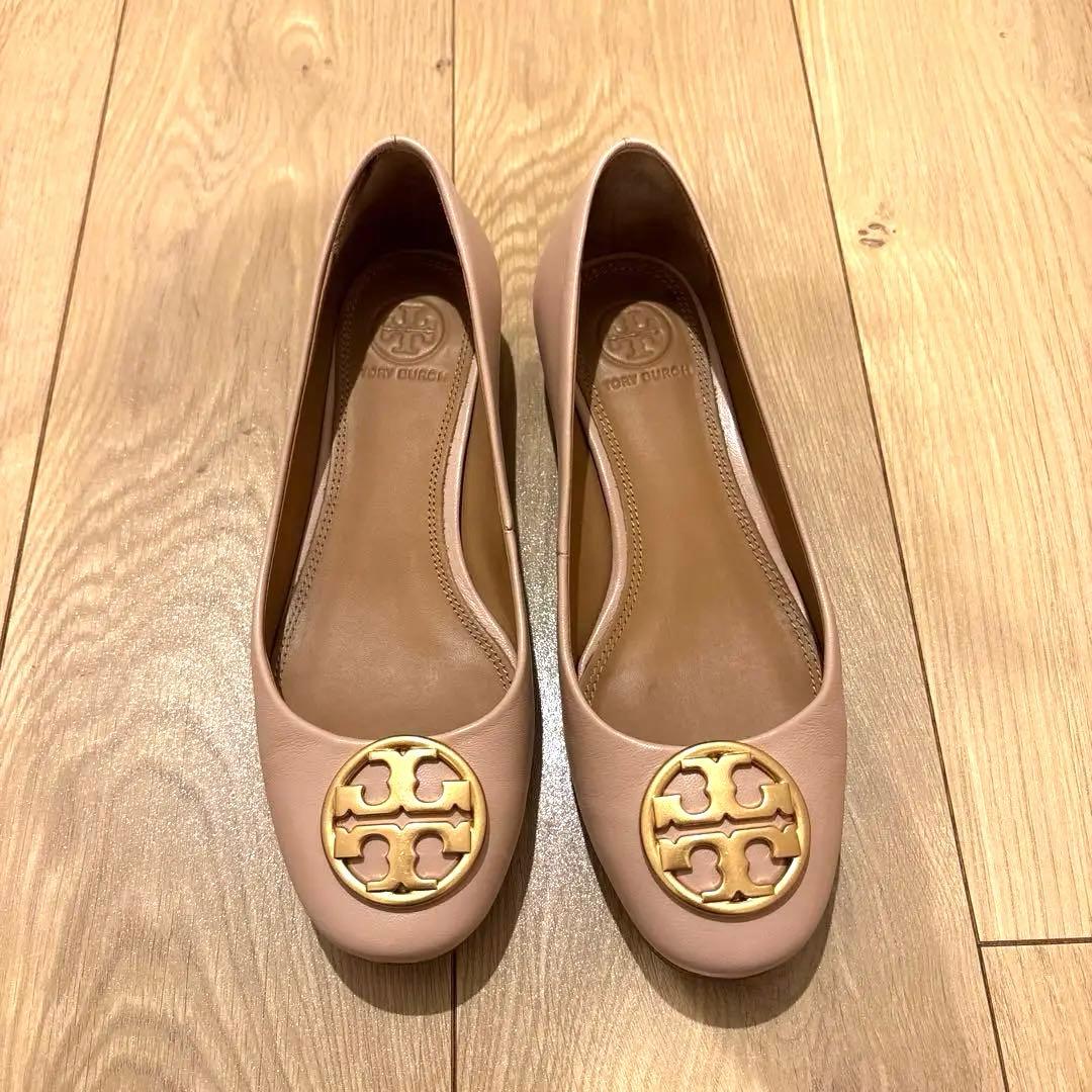 美品　Tory Burch ピンク フラットシューズ 5.5C