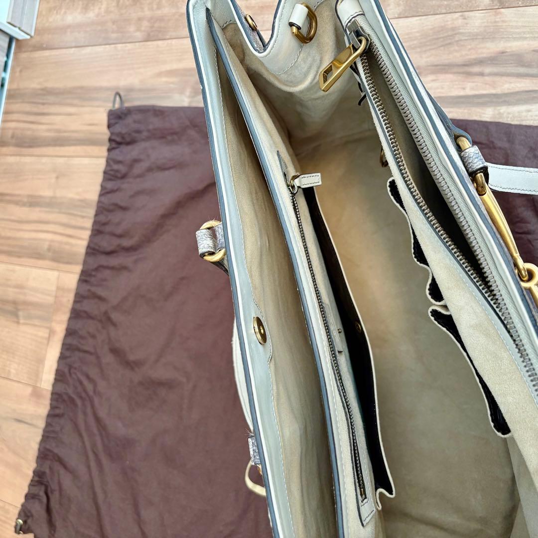 【週末値下げ！正規品】GUCCI グッチ レオパード柄 ショルダーストラップ付