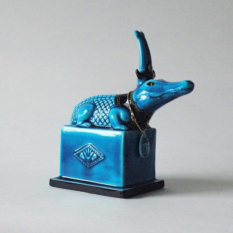 美濃焼★幸兵衛窯★エジプトの神々シリーズ『九栄神』青釉オーナメント「セベク」美品