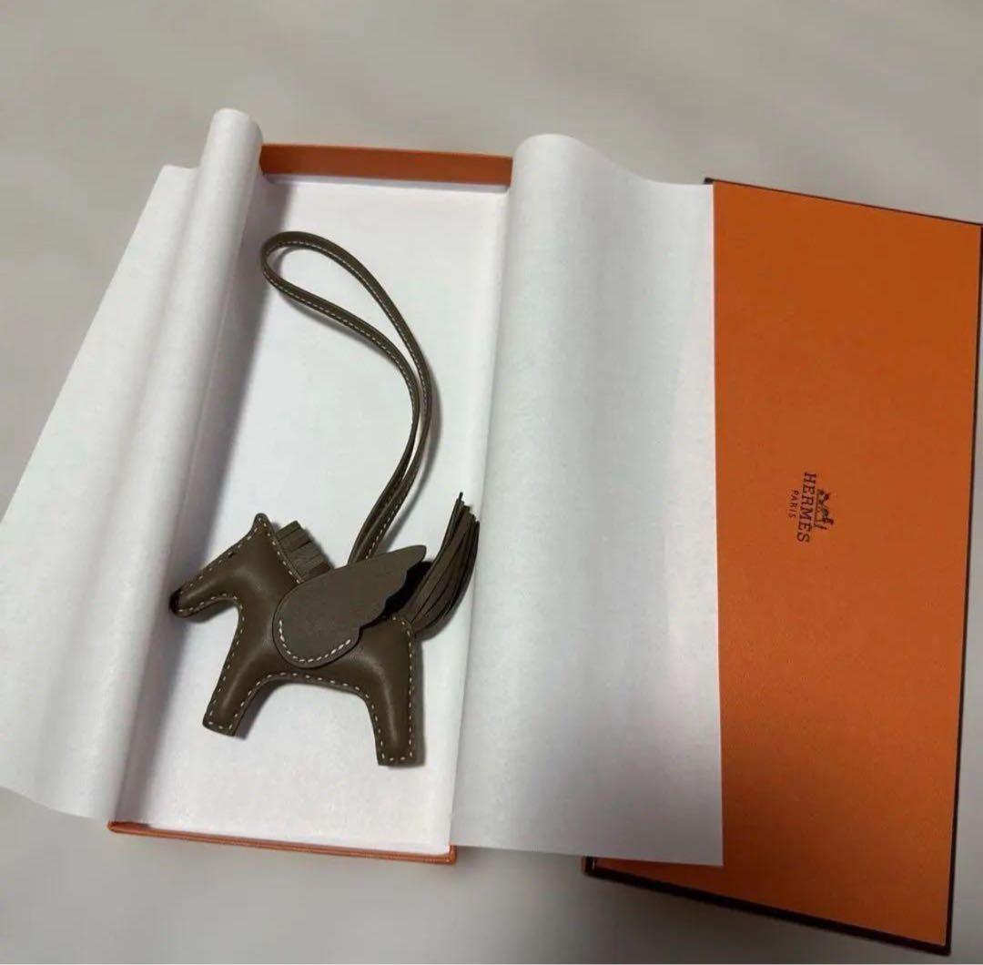 1/5迄 【新品未使用】HERMES ペガサス PM K刻印 エトゥープ