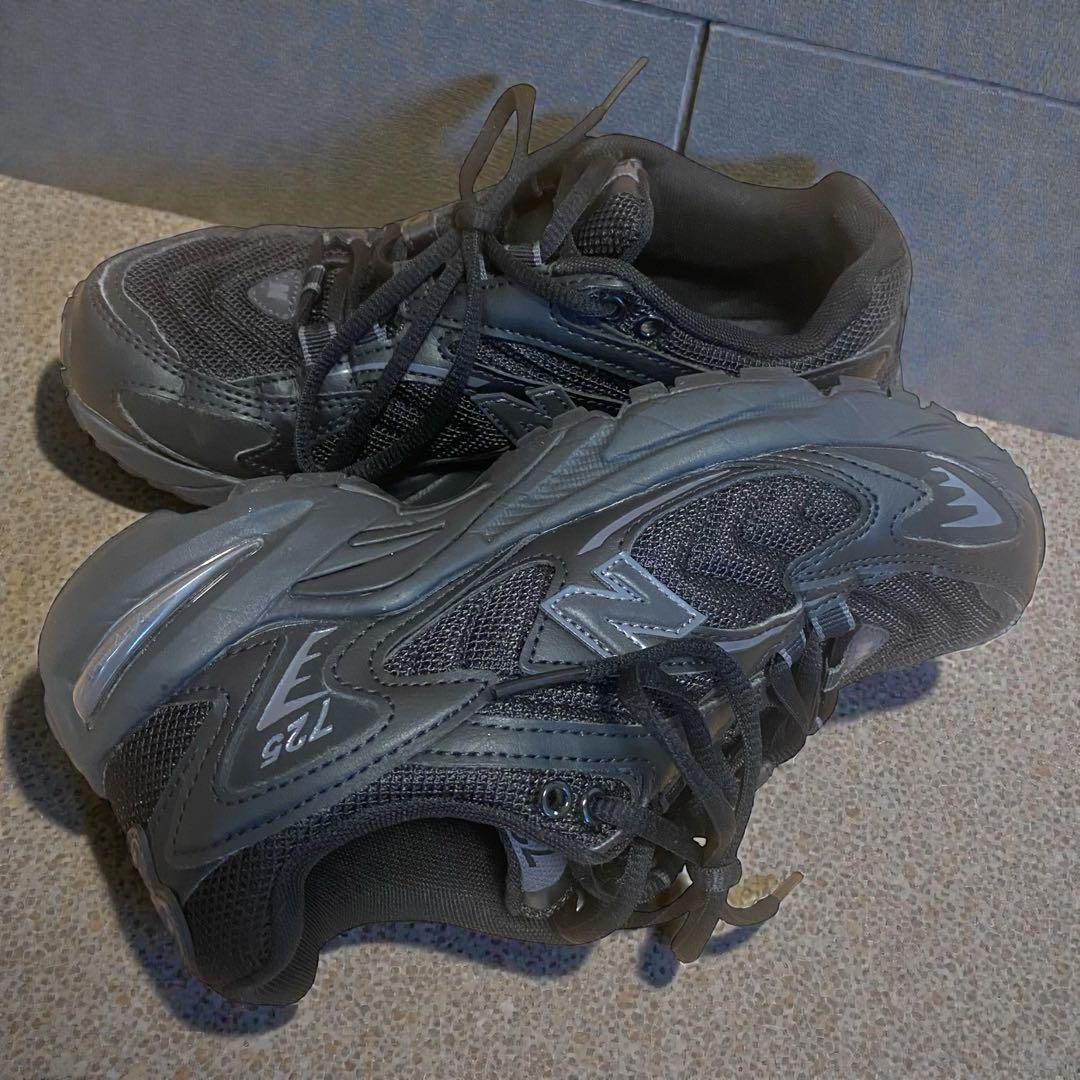 New Balance ニューバランス ML725CB　黒　23cm