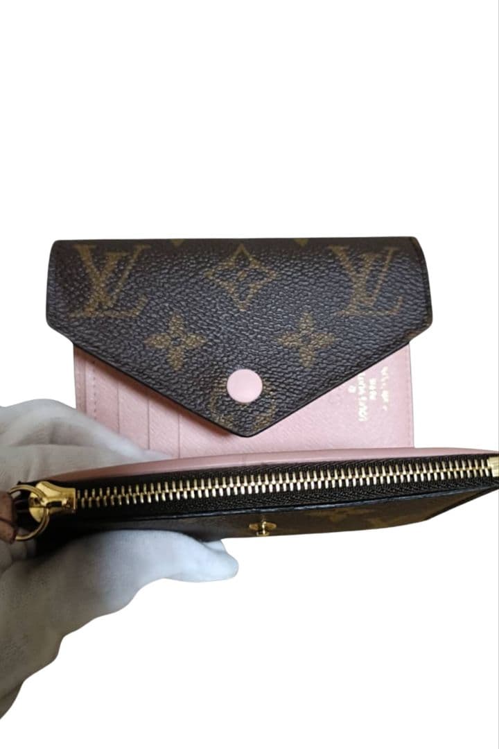 LOUISVUITTON ポルトフォイユヴィクトリーヌ 三つ折り財布M62360