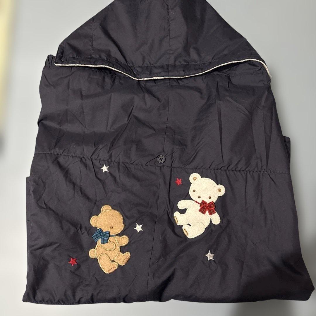 familiar クマ刺繍 フード付きおくるみ 抱っこ紐、ベビーカーに