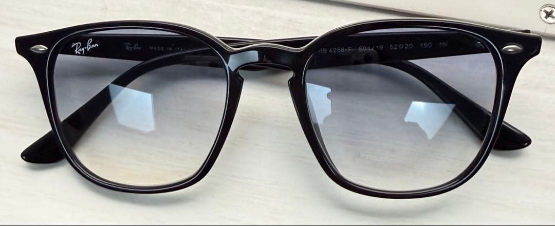 吉永啓之輔選手着用正規RayBan レイバン RB4258F 601/19