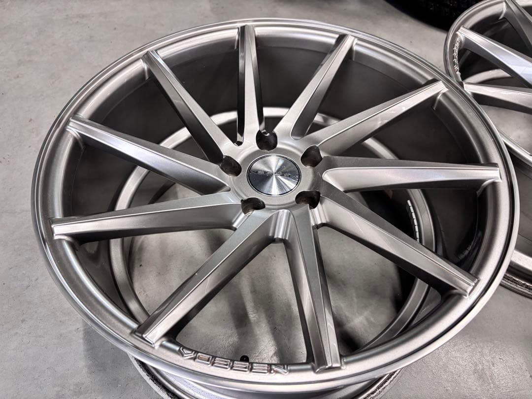VOSSEN 19インチ シルバー アルミホイール 10スポーク
