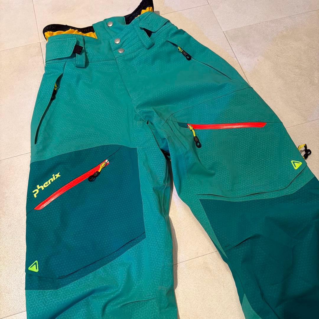 フェニックスPhenix スキーウェア　デモウェア中古　サイズ XS