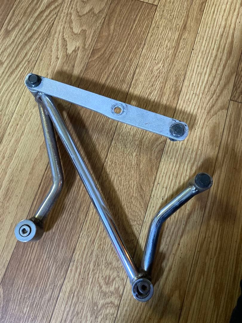 シグナスx4型　ジャンク　ベリアル カーボンマフラー