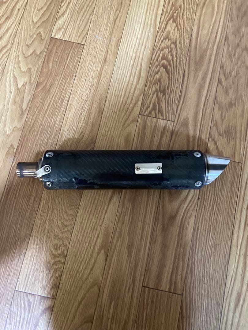 シグナスx4型　ジャンク　ベリアル カーボンマフラー