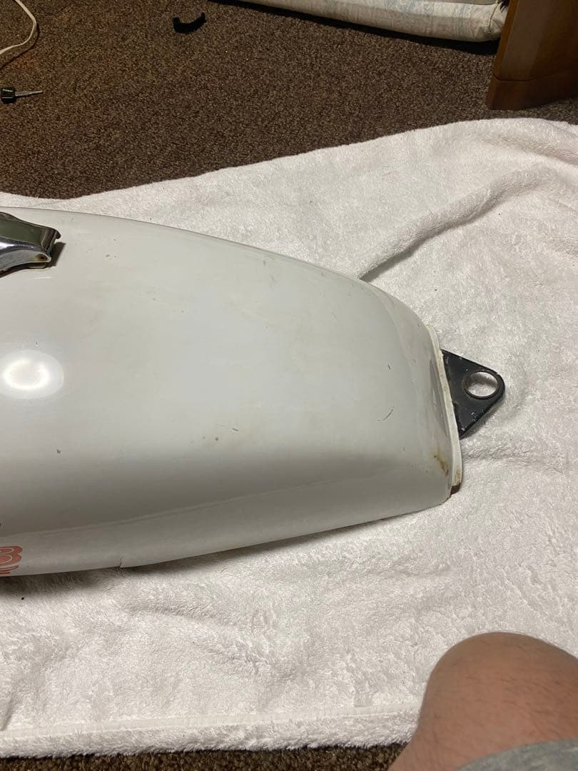 YAMAHA SR400 ガソリンタンク