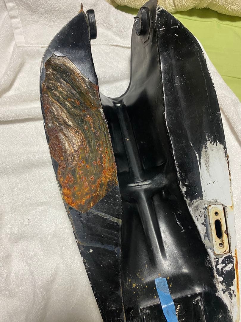 YAMAHA SR400 ガソリンタンク