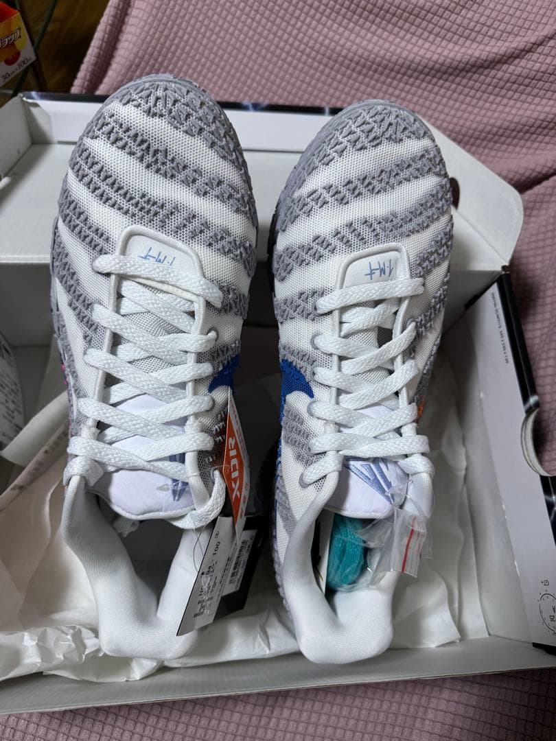 Nike Ja 3 \"Light Show\" ジャモラント3