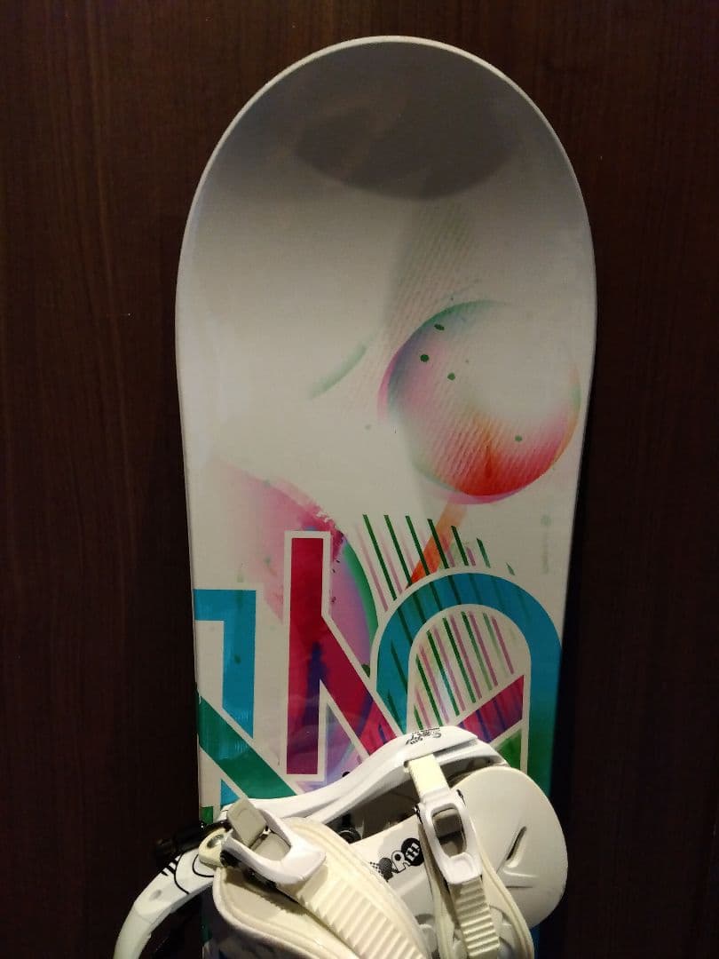 【3点セット 送料込み】 MORROW 144 レディース スノーボードセット