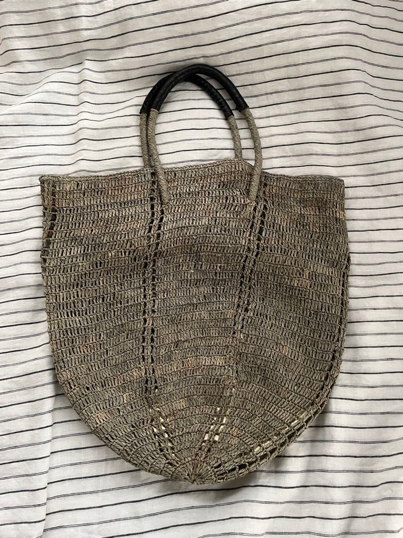 IENA購入　a. グレーカーキラフィアかご　ショルダー