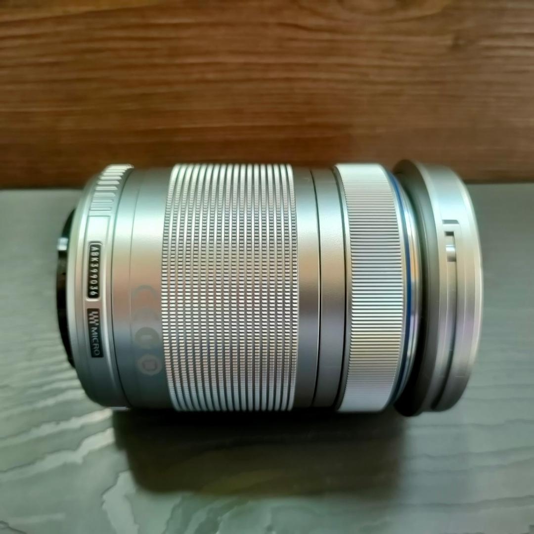 OLYMPUS 望遠ズームレンズ 40-150mm F4.0-5.6