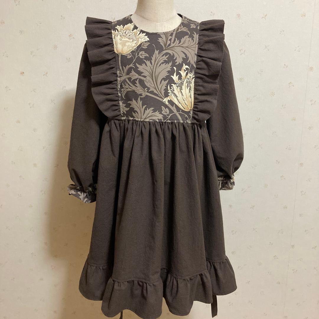 おまとめ価格　新色ピンパネール　フリル付きセーラーカラー　キッズワンピース