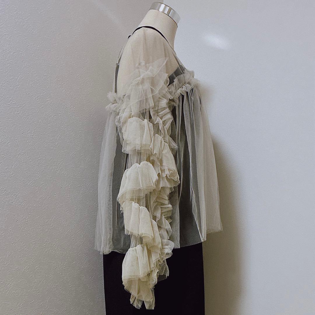 大人気⭐︎ANDRESDアンドレスド　ニアナ　ベージュ　チュールフリルブラウスのみ