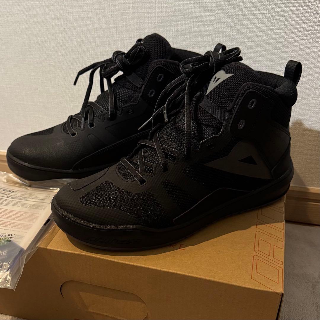 新品 DAINESE SUBURB AIR 27.0cm サイズ41 ダイネーゼ