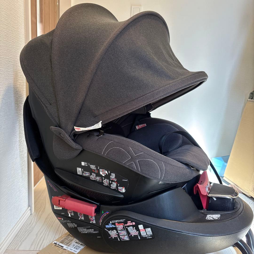 エールべべ　クルット4s プレミアムⅡ ナチュラルダークグレー　チャイルドシート