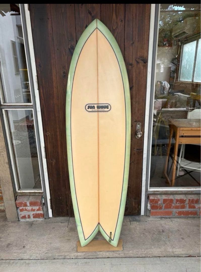 sun waveフィッシュボード　サーフボード　DOD
