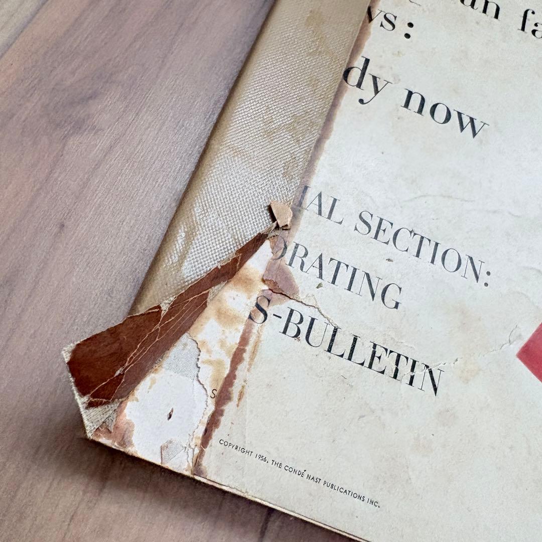 【洋書・希少】ヴィンテージ VOGUE 1956年9月号