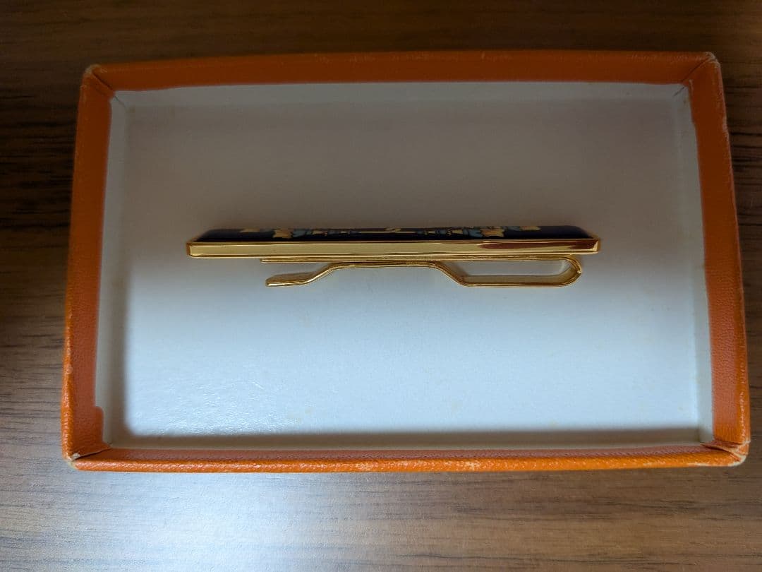 HERMES 七宝焼ネクタイピン