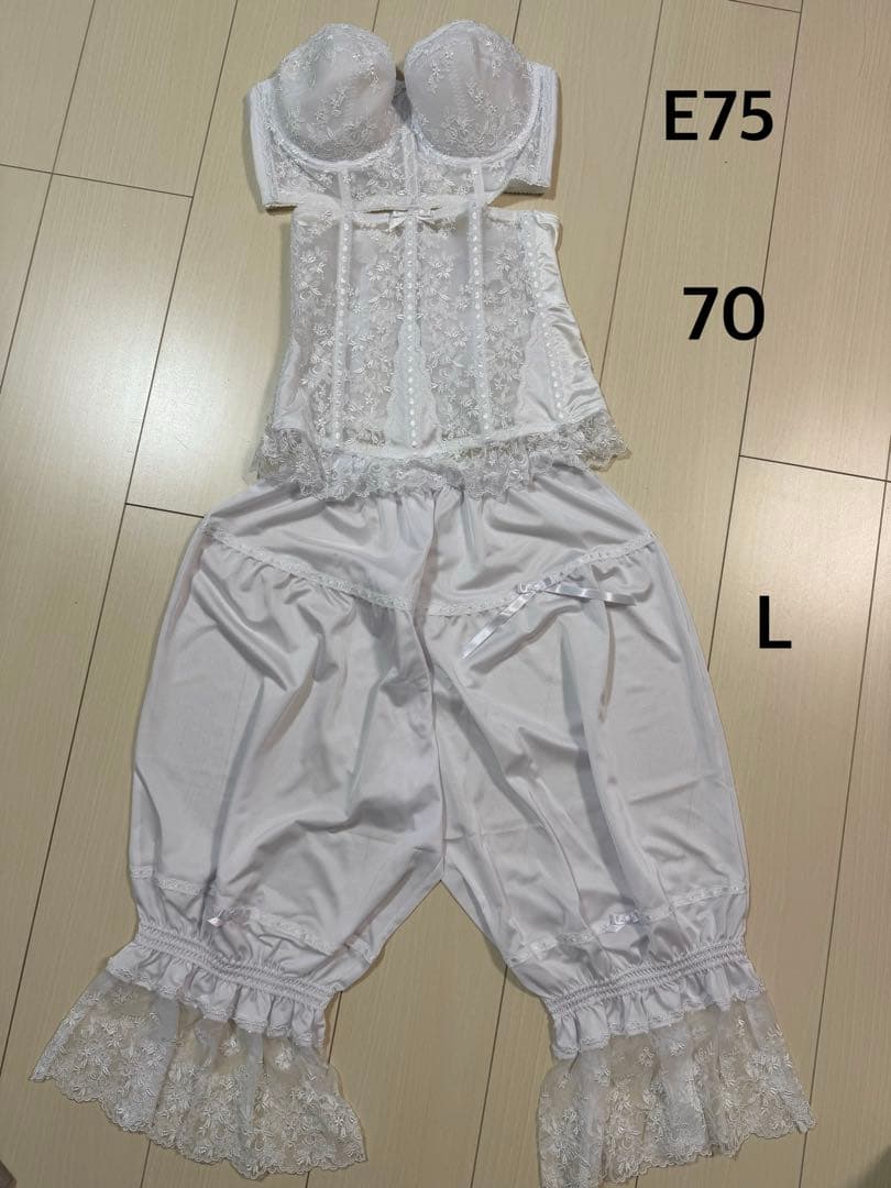 ブライダルインナー　補正下着　セモア