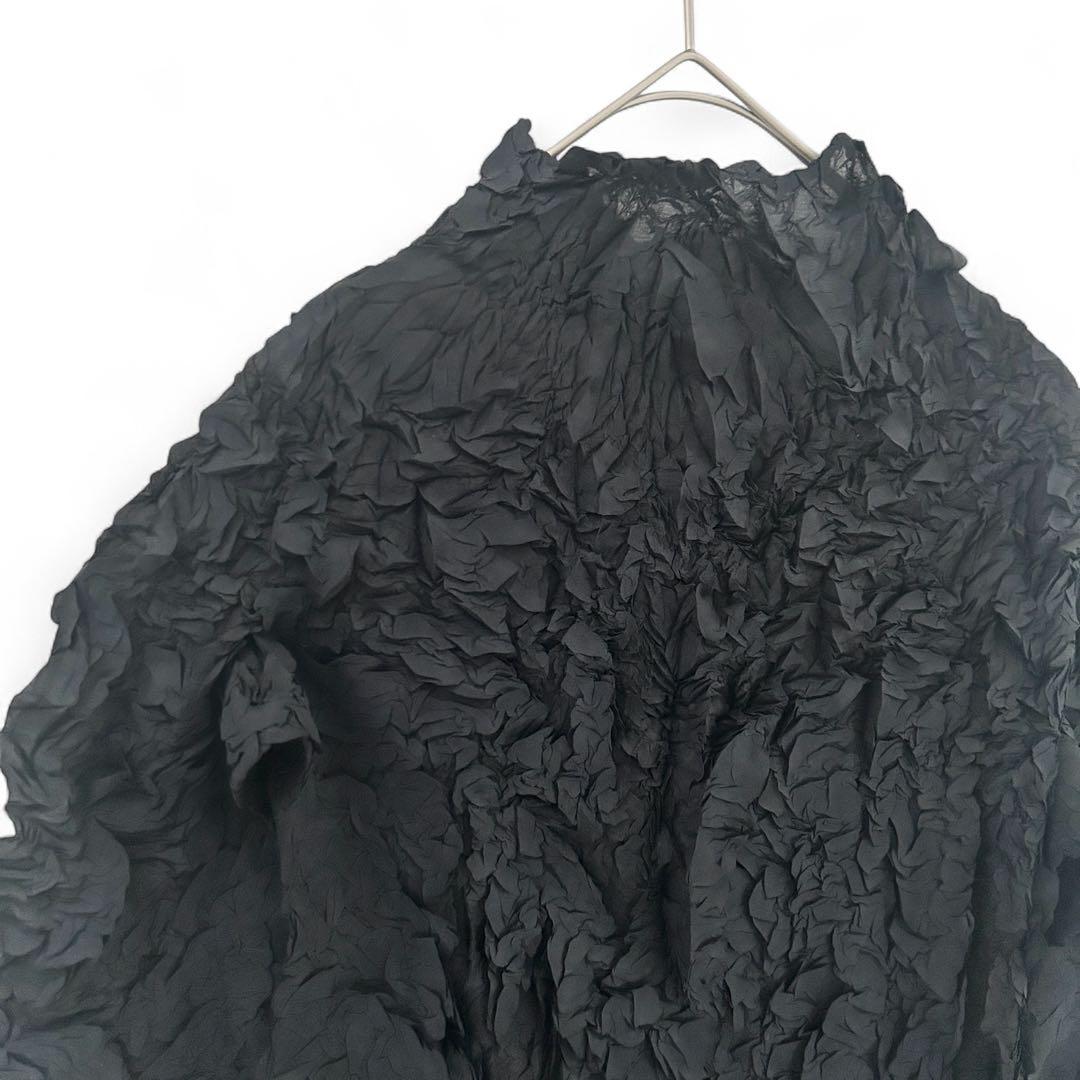 【希少❤︎美品】 イッセイミヤケ 長袖　トップス　シワ加工　ブラック　黒Ｌ　伸縮性